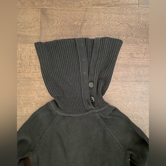 Gap XS black fold over neck sweater - Picture 8 of 8